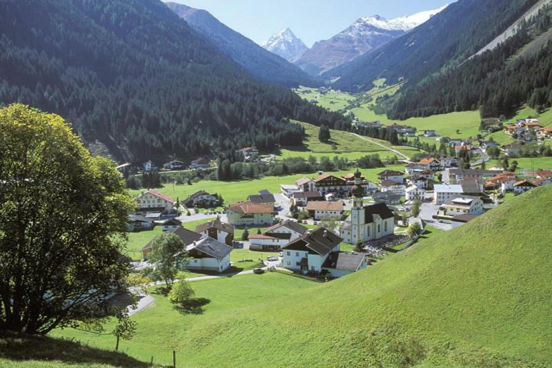 Apartments Weissstein Gries im Sellrain Luaran gambar